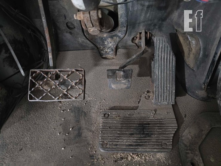 2005-mack-chn613-image-11