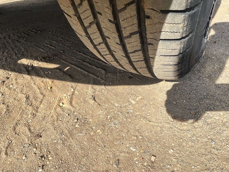 2003-chevrolet-tahoe-lt-image-20