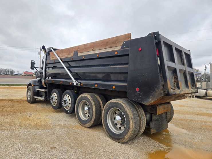 2014-kenworth-t660-image-13