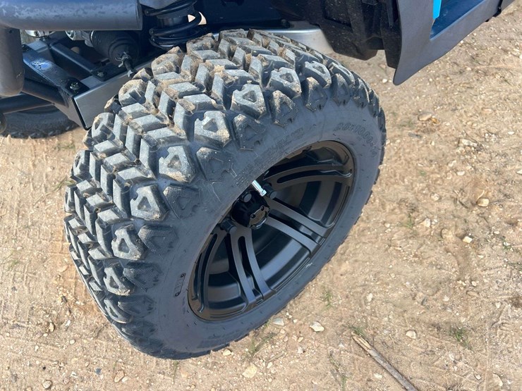 2023-bintelli-6-seater-electric-golf-cart-w/-on-board-charger-(186-miles-showing)-image-32