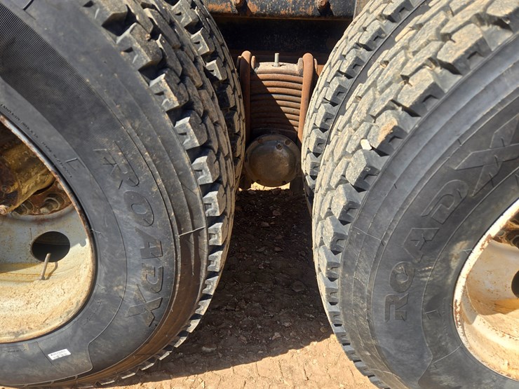 1998-mack-rd688s-image-95