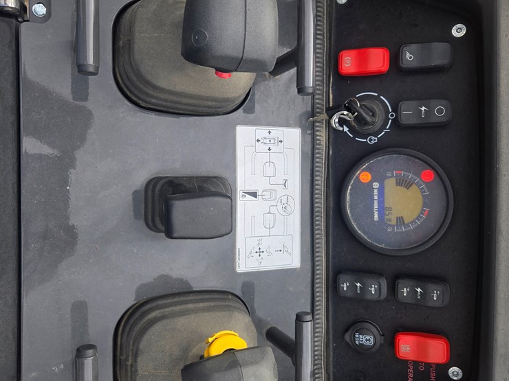 2023-new-holland-c314-image-31