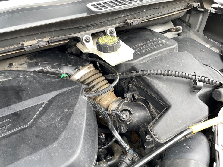 2015-ford-escape-image-64