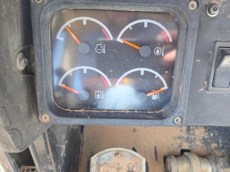 2001-caterpillar-953c-image-60