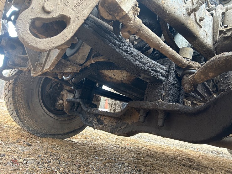 2001-mack-rd688s-image-45