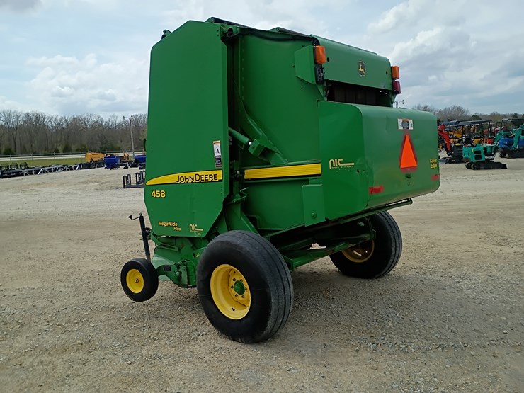john-deere-458-image-3