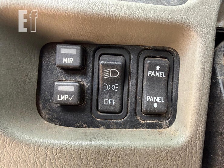 2016-international-durastar-4400-image-17