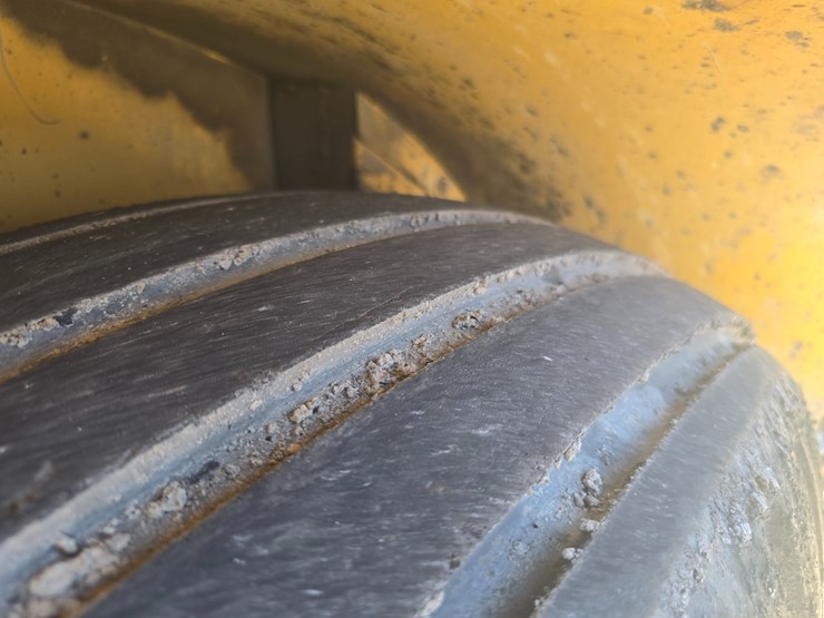 2006-caterpillar-ap-1000d-image-58