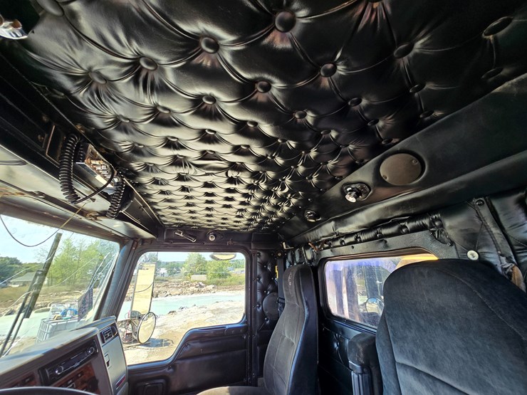 #21305-•-2003-kenworth-dump-truck-image-158