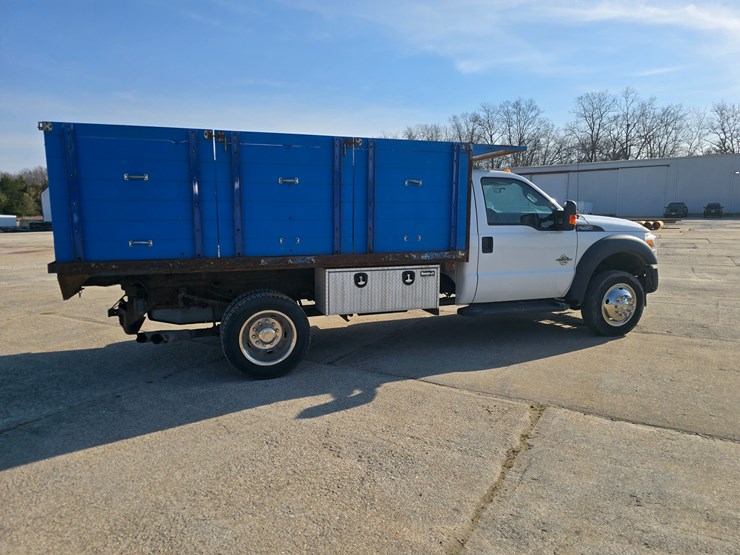 2016-ford-f550-image-14