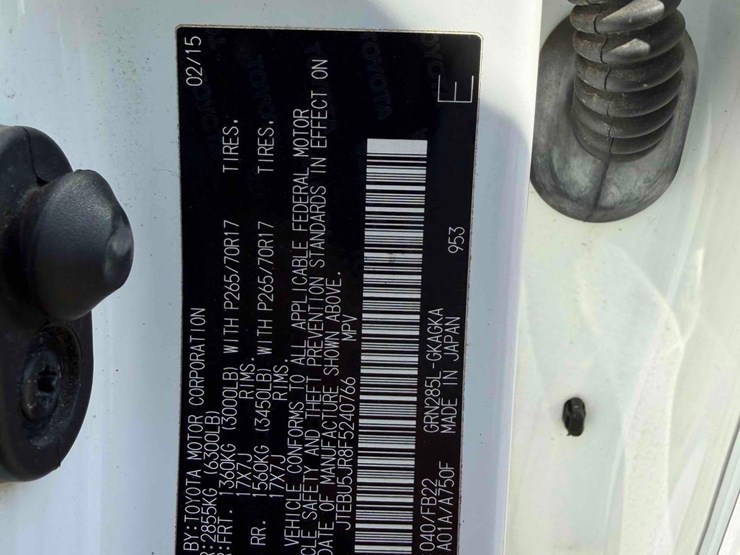 2015-toyota-4-runner-image-16