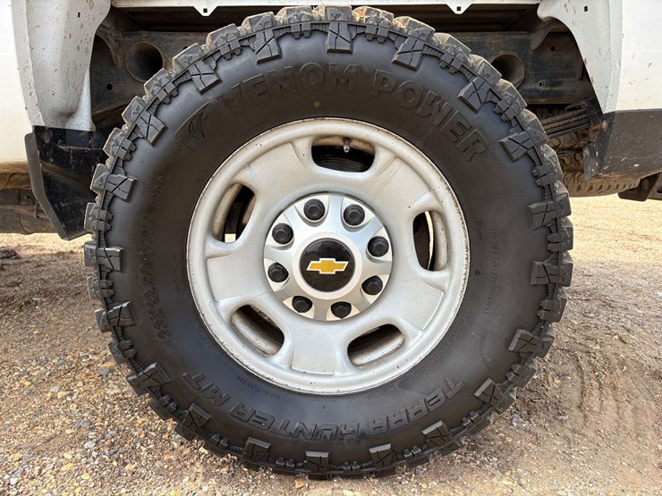 2019-chevrolet-2500-image-11