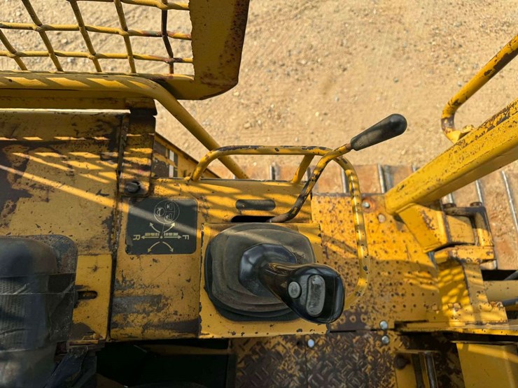 1999-caterpillar-d4c-image-20