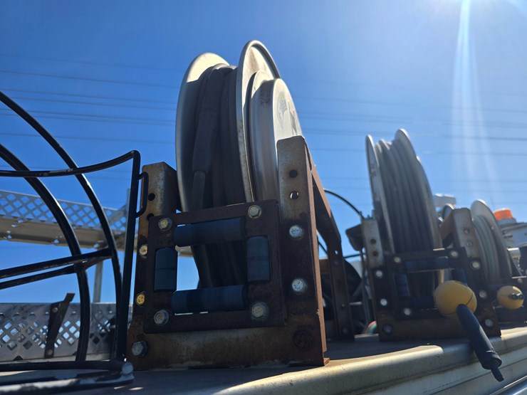 2008-international-durastar-4300-image-99