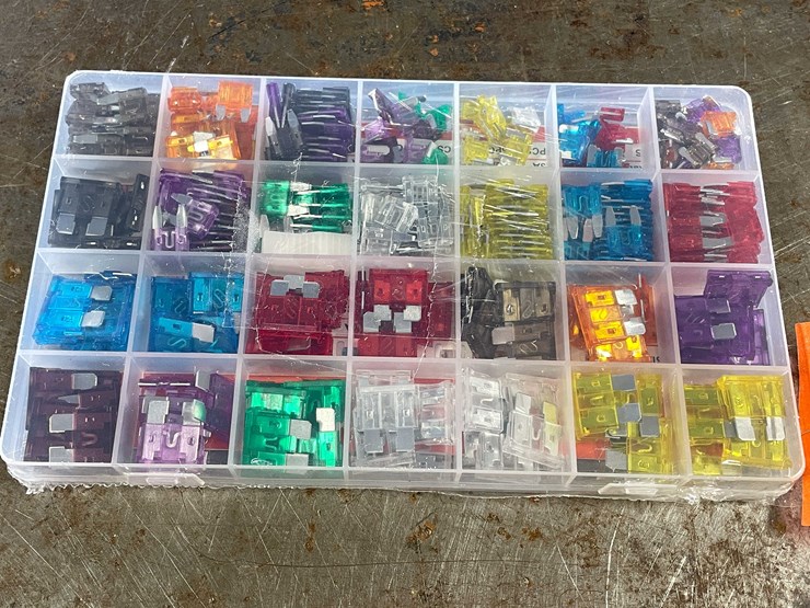 #2484-•-auto-fuses-(cw)-image-3