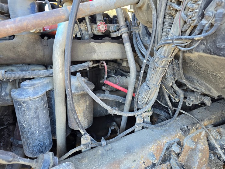 1998-mack-rd688s-image-33