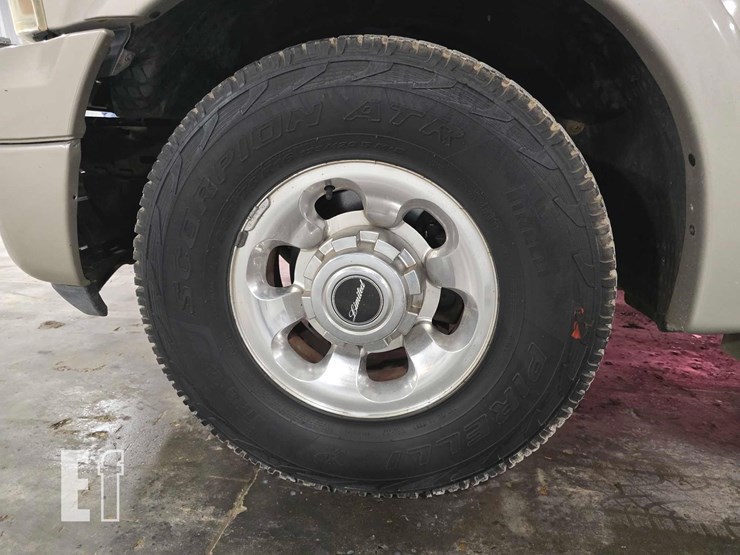 2005-ford-excursion-image-20