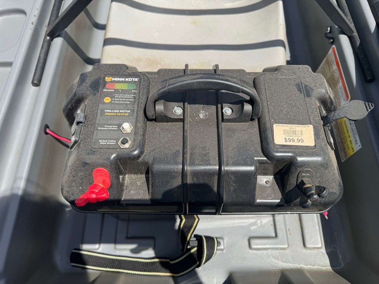 quest-angler-2-person-fishing-boat-w/trolling-motor-&-power-center-image-12