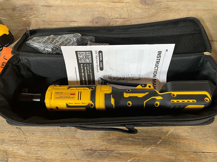 #2432-•-dewalt-style-cordless-ratchet-wrench-with-case-(pr12)-image-1