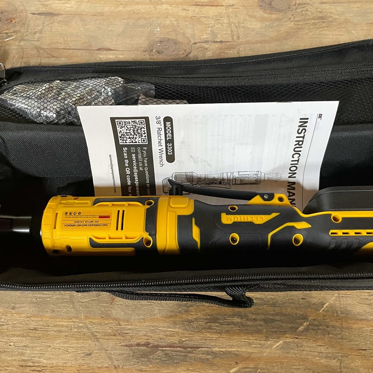 #2432 • DeWalt Style Cordless Ratchet Wrench With Case (PR12)