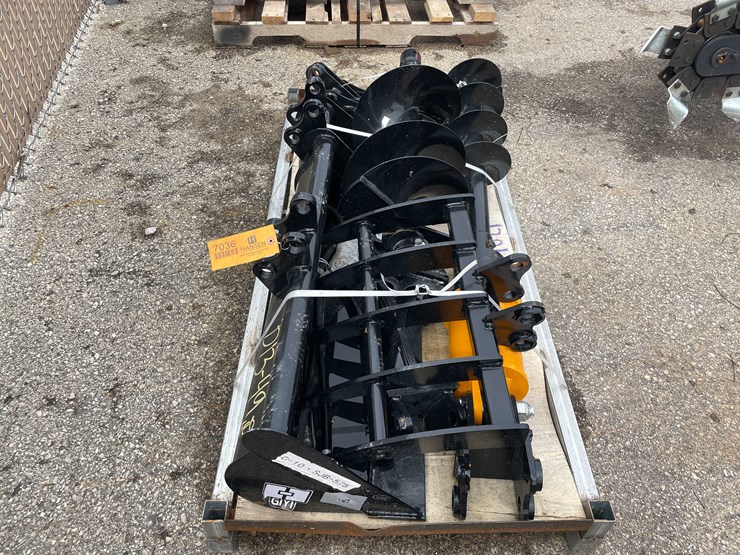 #7036-•-unused-giyi-8-piece-attachment-fit-for-mini-excavators-(o10)-image-6