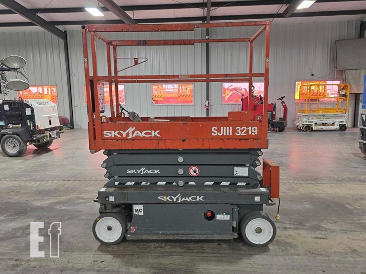 2018-skyjack-sjiii3219-image-5