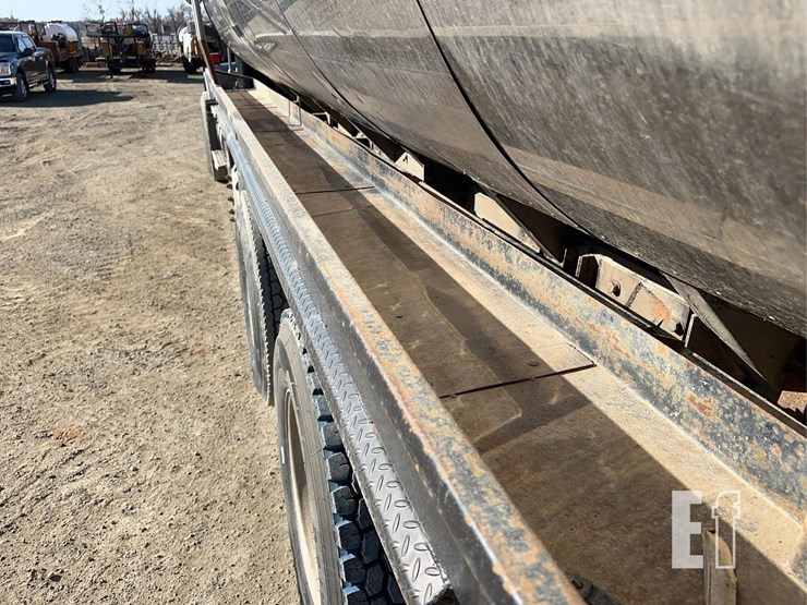 2002-kenworth-t800-image-42