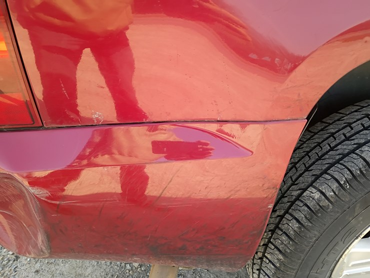 2010-chevrolet-tahoe-image-104