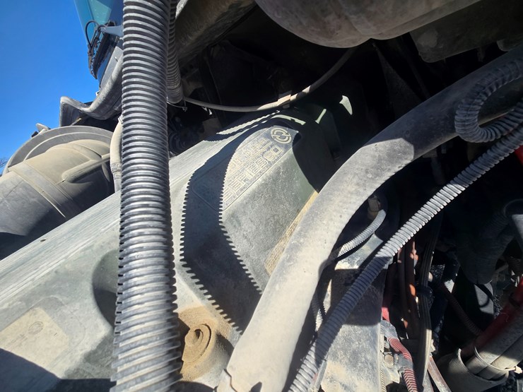 2006-freightliner-columbia-120-image-29