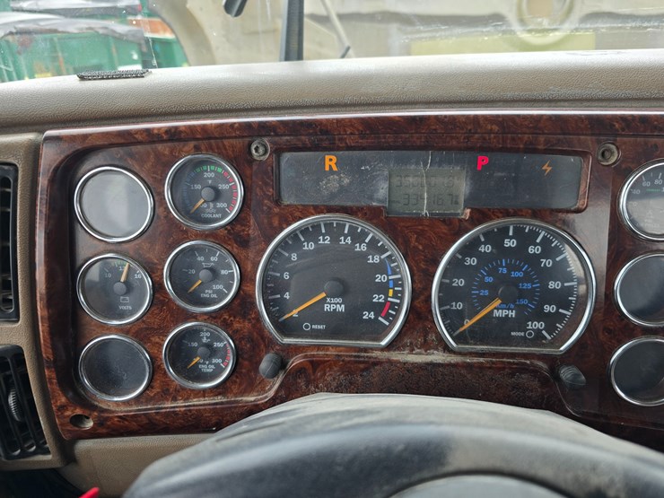 #22589-•-2006-mack-cv713-granite-roll-off-garbage-truck-image-55