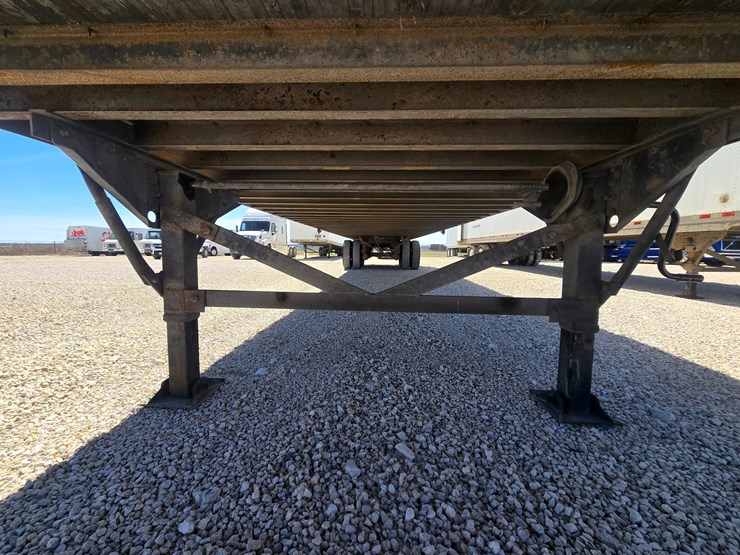 2011-great-dane-van-trailer-image-35