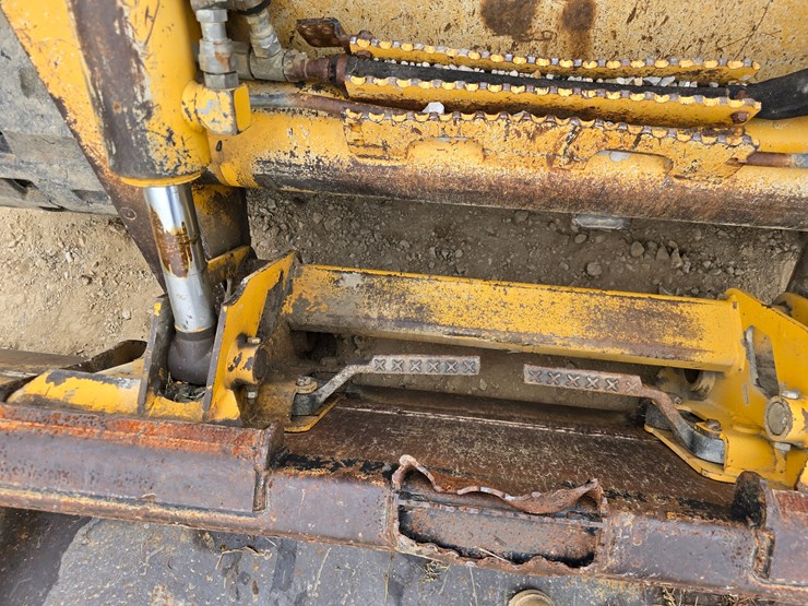 #22607-•-2008-deere-332t-skid-steer-image-25