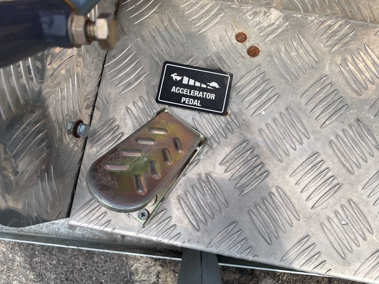 #7057-•-unused-ride-on-concrete-trowel-(o9)-image-8