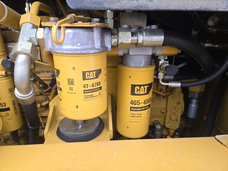 2001-caterpillar-963c-image-26