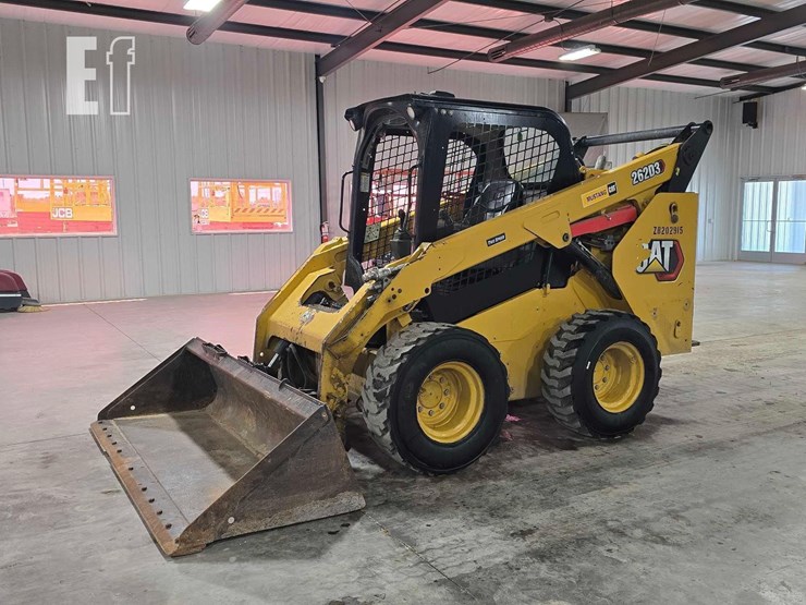 caterpillar-262d3-image-1