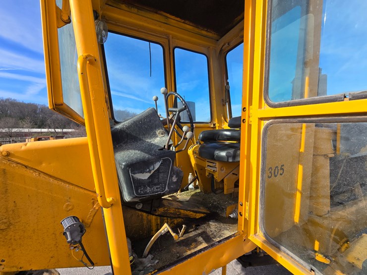 1971-deere-570a-image-78