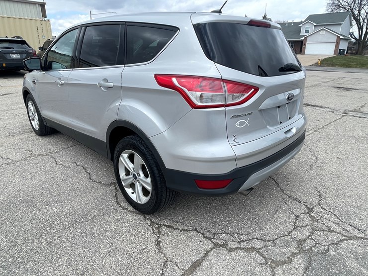 2015-ford-escape-image-7