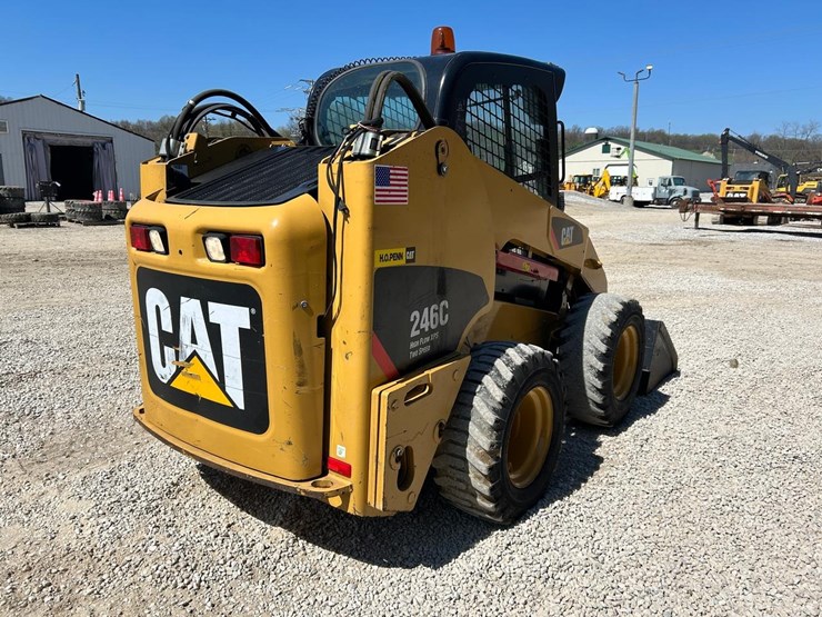 caterpillar-246c-image-4
