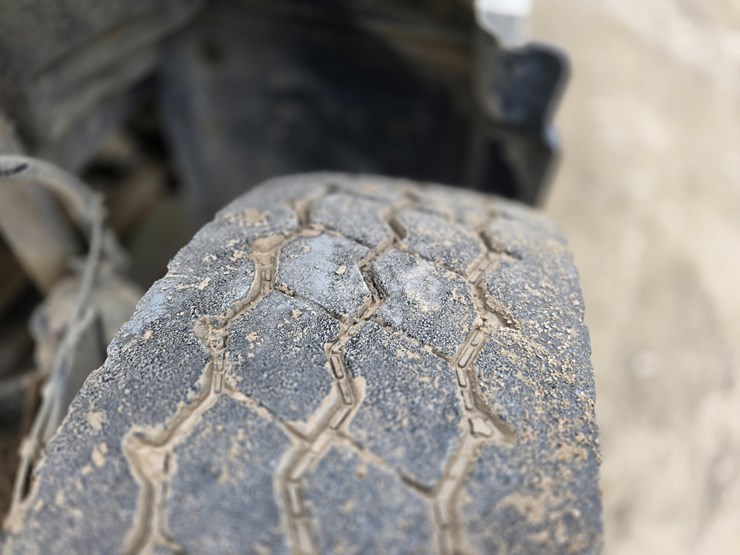 #22590-•-2007-mack-cv713-granite-roll-off-truck-image-23