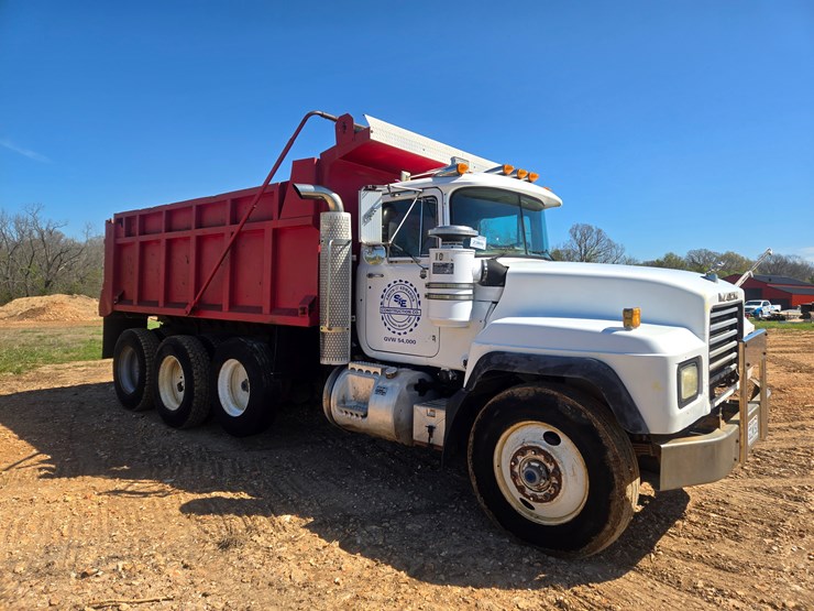 1998-mack-rd688s-image-24