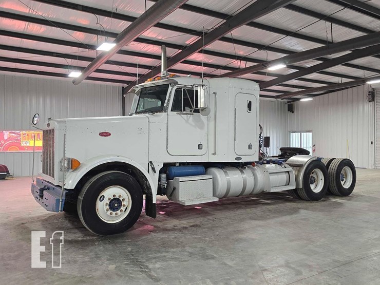 2004-peterbilt-378-image-1