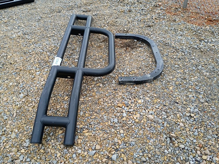 #21837-•-bull-bar-for-semi-image-2