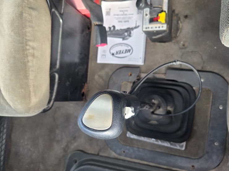 2001-sterling-a9500-image-60