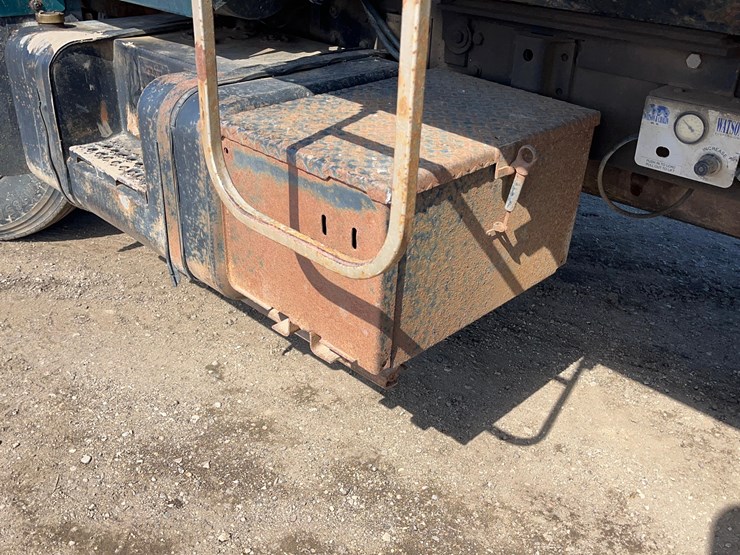 1989-ford-l-image-42