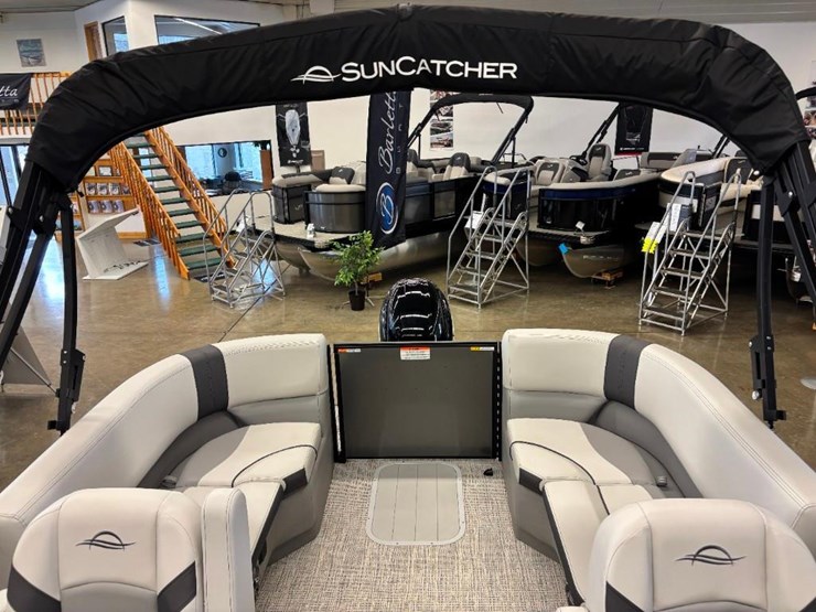 2025-g3-suncatcher-select-20rc-pontoon-image-30
