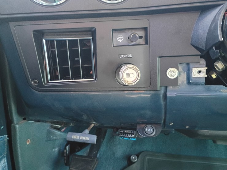 1982-chevrolet-c10-image-56