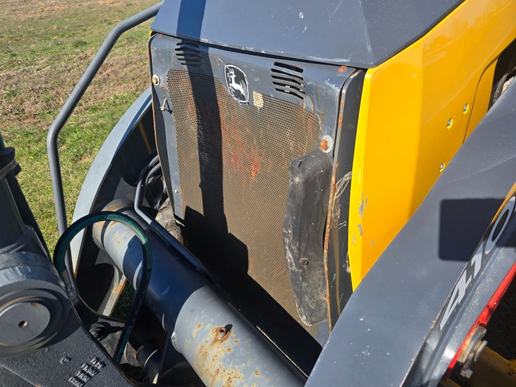 2015-deere-410l-image-20
