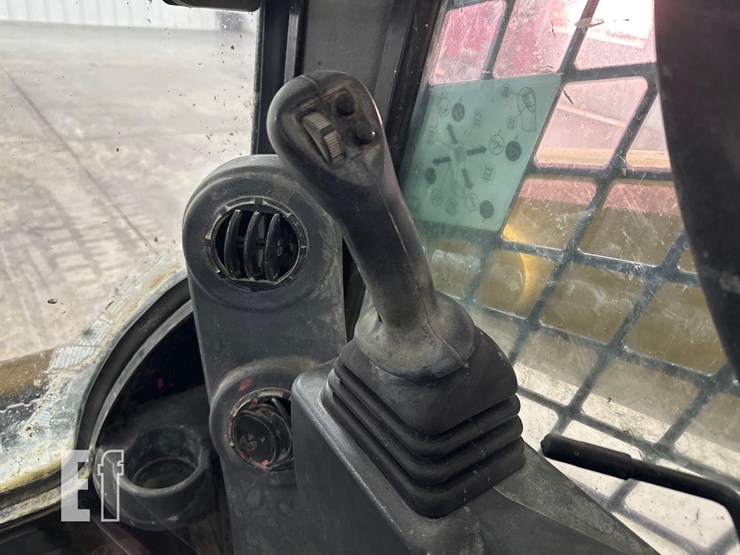 2023-caterpillar-259d3-image-18