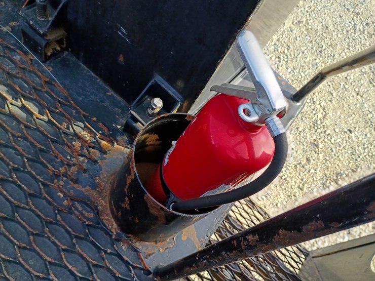 2005-ford-f750-image-92