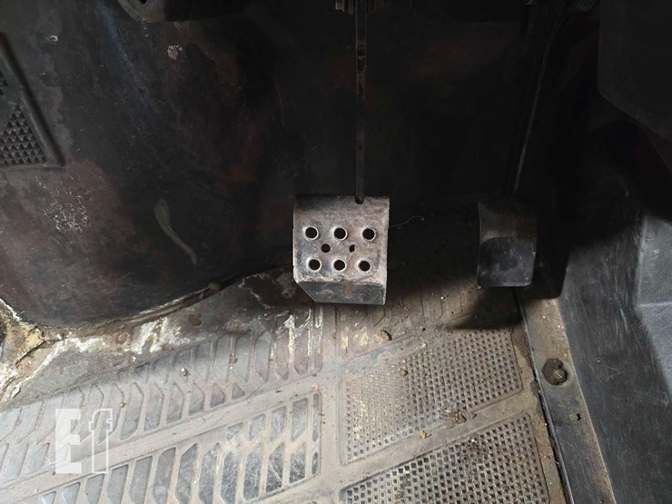 polaris-pro-atv-6364-image-11